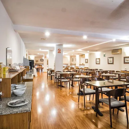Hotel Castelao 3*