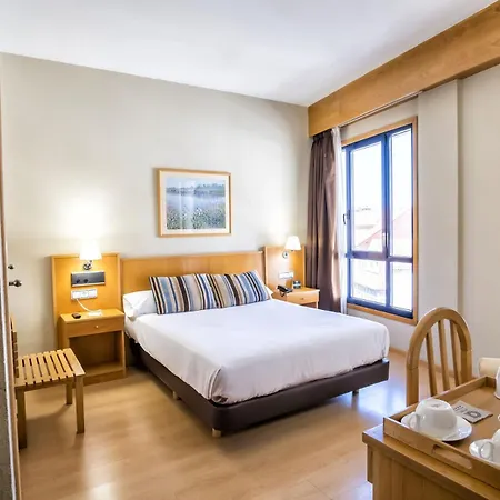 Alda Castelao Hotel 3*