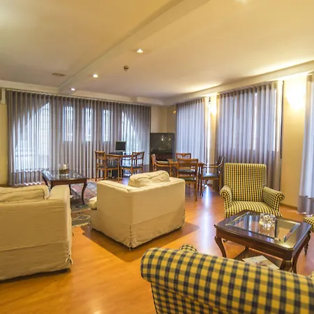 Alda Castelao Hotel 3*